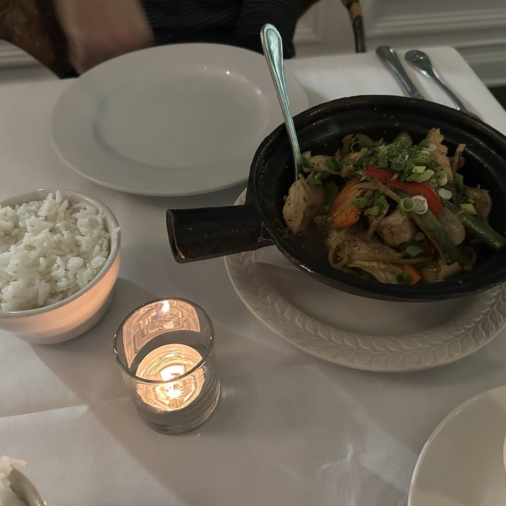 Pasteur - Ginger Chicken Clay Pot - Vietnamese Near Me - Chicago, Illinois