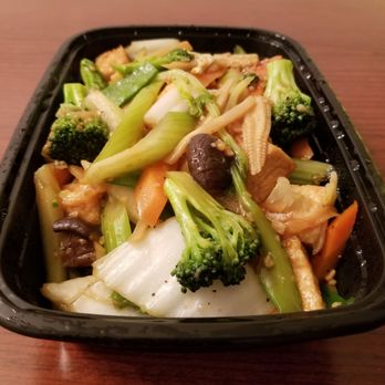 Hoanh Long Vietnamese & Chinese Restaurant - Mi Xao Chay - Vietnamese Near Me - Chicago, Illinois