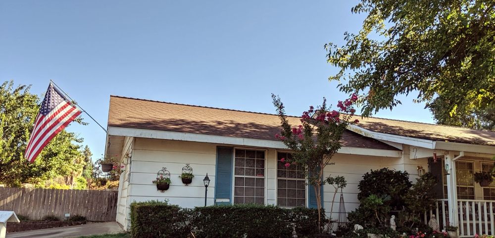 Slide of Noah's Roofing