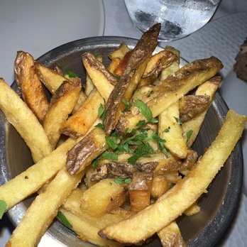 L'Empire du 8ème - Fries - French Near Me - Paris, 75