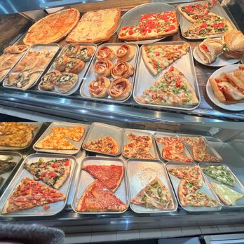 Fresh Meadows Pizzeria & Restaurant - Pizza, Pinwheels & Heroes - Pizza Near Me - Fresh Meadows, New York Fresh Meadows Pizzeria & Restaurant - Pizza, Pinwheels & Heroes - Pizza Near Me - Fresh Meadows, New York