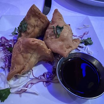 Bombay Darbar - Vegetable Samosa Dinner - Indian Near Me - Miami, Florida Bombay Darbar - Vegetable Samosa Dinner - Indian Near Me - Miami, Florida