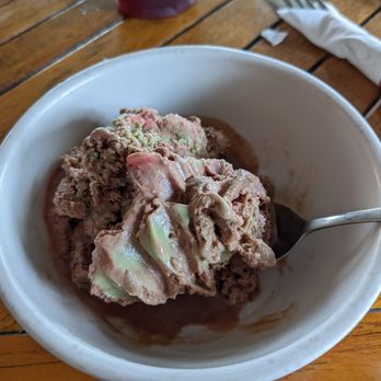 Novo Cafe - Spumoni - Italian Near Me - Burbank, California Novo Cafe - Spumoni - Italian Near Me - Burbank, California