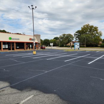 Lotmarkers - Larger seal coat projects are broken into manageable sections, as to limit the inconvenience for the businesses and their customers. - Masonry/Concrete Near Me - Virginia Beach, Virginia Lotmarkers - Larger seal coat projects are broken into manageable sections, as to limit the inconvenience for the businesses and their customers. - Masonry/Concrete Near Me - Virginia Beach, Virginia