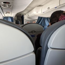 United Airlines - Flight from YYZ to ORD