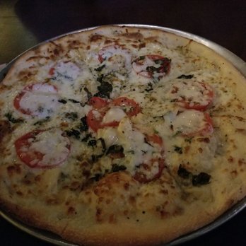 Yard House - Pizza - New American Near Me - Atlanta, Georgia Yard House - Pizza - New American Near Me - Atlanta, Georgia