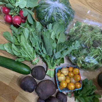 Farmer Dave's - a variety of vegetables on a table - Farmers Market Near Me - Dracut, Massachusetts