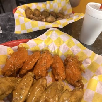 Flavors Wings N Daiquiris - Chicken Wings Near Me - Arlington, Texas Flavors Wings N Daiquiris - Chicken Wings Near Me - Arlington, Texas