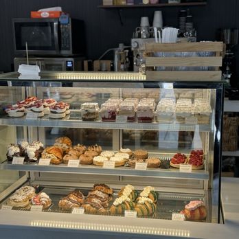 Le Point Pastry & Bakery - One of the counters when you come in. - Sandwiches Near Me - Tallahassee, Florida Le Point Pastry & Bakery - One of the counters when you come in. - Sandwiches Near Me - Tallahassee, Florida