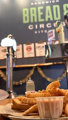 Bread & Circus Sandwich Kitchen by null