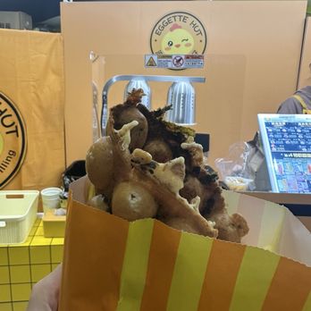 Eggette Hut - Desserts Near Me - Markham, Ontario