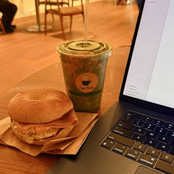 Cafe Daisy - Bagel - Coffee & Tea Near Me - Honolulu, Hawaii