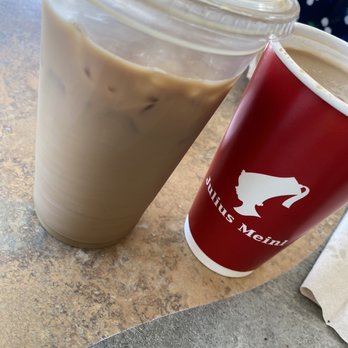 Deland Bagel  - Iced and Hot Americano coffees.. - Cafes Near Me - DeLand, Florida