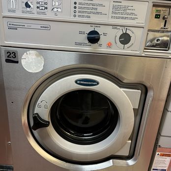 Zhen laundry - A washing machine - Laundry Services Near Me - Bronx, New York Zhen laundry - A washing machine - Laundry Services Near Me - Bronx, New York