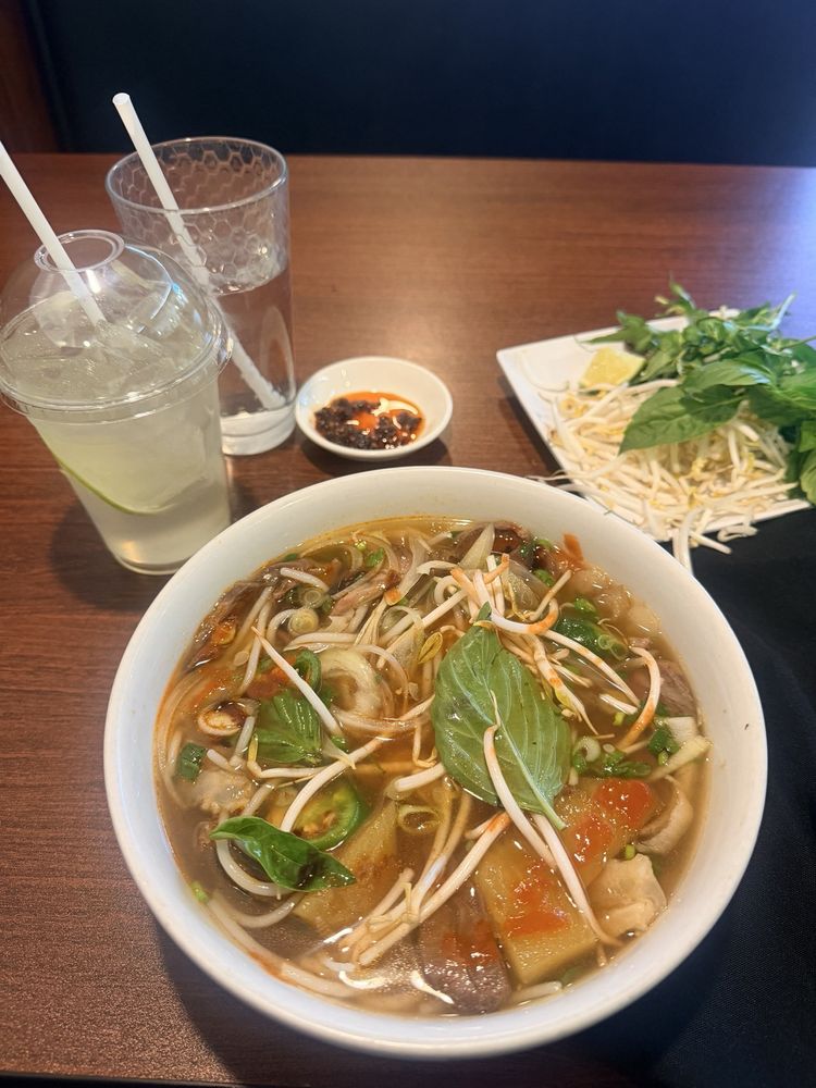 Pho14 Noodles Palace