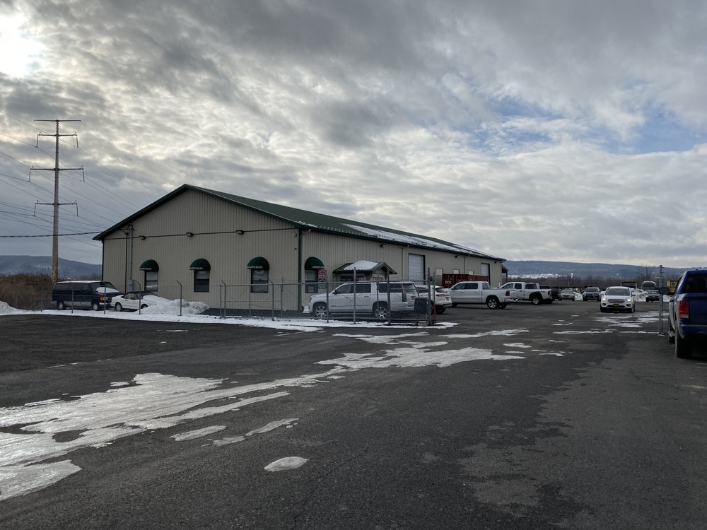 JOHNSTON’S AUTO BODY Updated September 2024 2128 State Rte 5, Utica