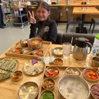 Han Sang - Chadol&Yangji Sul Long Tang, Yuk Gae Jang (), JJin Mandu(), Buchu Jeon() - Korean Near Me - Millbrae, California