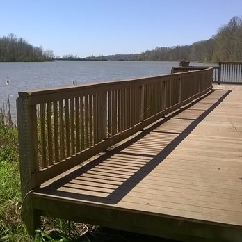 Starling Nature Sanctuary Eagle Creek Park - eastern observation deck overlooks the reservoir - Parks Near Me - Indianapolis, Indiana Starling Nature Sanctuary Eagle Creek Park - eastern observation deck overlooks the reservoir - Parks Near Me - Indianapolis, Indiana