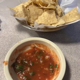 Chips and jalapeño salsa Chips and jalapeño salsa