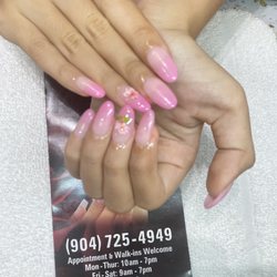 Rose Vy Nails - Very good