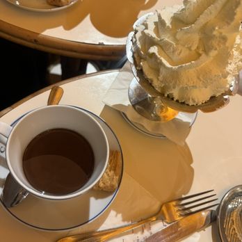 Carette - Patisserie/Cake Shop Near Me - Paris, 75 Carette - Patisserie/Cake Shop Near Me - Paris, 75