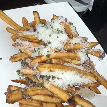 Le Rond Burgers - Burgers Near Me - Miami Beach, Florida