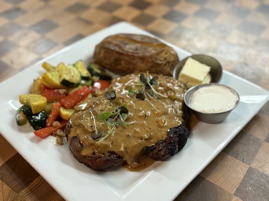 Currents Steak & Seafood by null