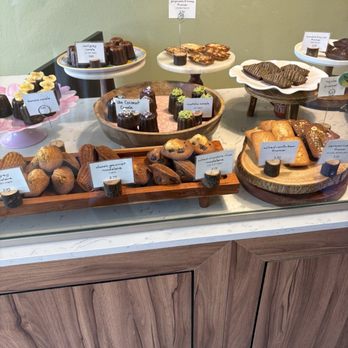 brown bag cookies - Inside - Desserts Near Me - Los Angeles, California brown bag cookies - Inside - Desserts Near Me - Los Angeles, California