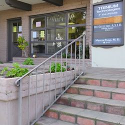 Marcos Yang MD - The Front & Signage 03-28-2025