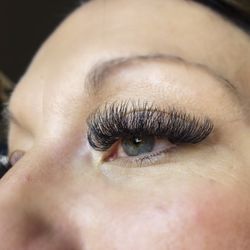 Beauty by Aubrey - Lash extensions