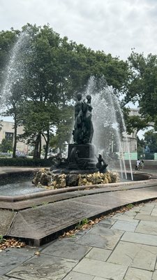 Grand Army Plaza by null