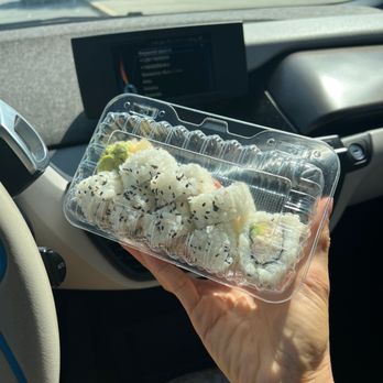 Poke N’ Squeeze - California roll - Poke Near Me - San Jose, California Poke N’ Squeeze - California roll - Poke Near Me - San Jose, California