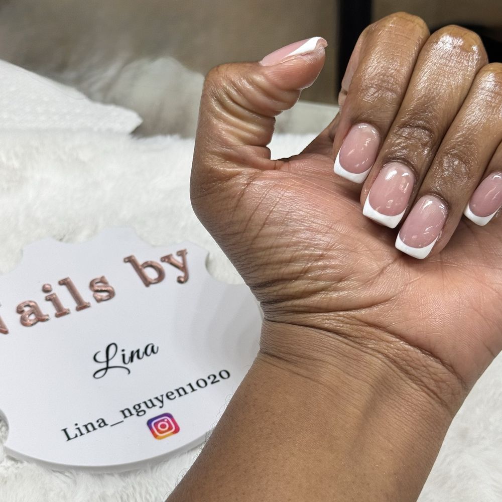 Modern Nails - French Modern Manicure - Nail Salons Near Me - Baton Rouge, Louisiana