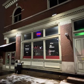 Wine Down Cafe - Exterior - Wine Bars Near Me - Saint Louis, Missouri