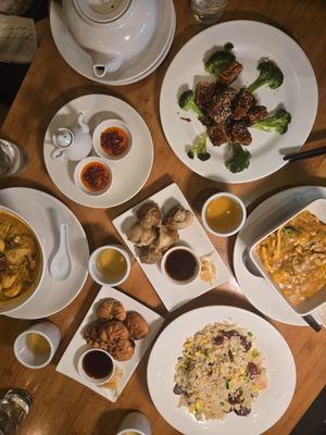 David's Dumpling & Noodle Bar by null