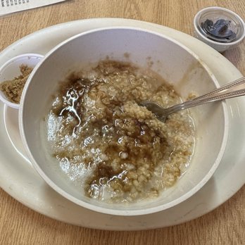 Longhorn Coffee Shop - Bowl of Oatmeal with Brown Sugar - American Near Me - Santa Ynez, California Longhorn Coffee Shop - Bowl of Oatmeal with Brown Sugar - American Near Me - Santa Ynez, California