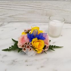 West End Florist & Garden Center - Corsage, boutonnière, nosegay, handheld bouquets and wearable flowers for special days, great gifts.  Order in advance