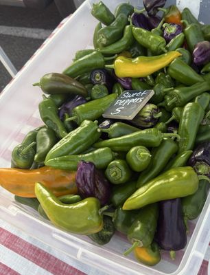 Los Ranchos Growers' Market by null