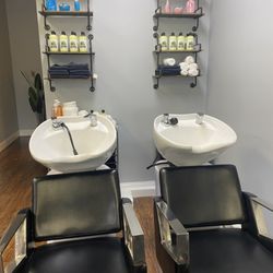 Julie’s Hair Bar