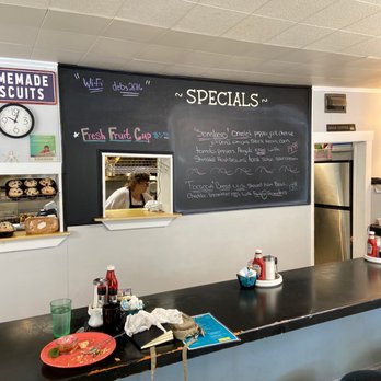 Deb's Bristol Diner - Blackboard menu - Diners Near Me - Bristol, Maine