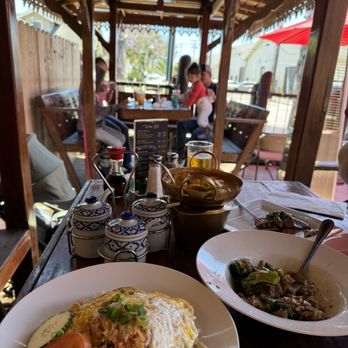 Siam Elephant - Crab fried rice Pad See Iew Panang Curry - Thai Near Me - Carpinteria, California Siam Elephant - Crab fried rice Pad See Iew Panang Curry - Thai Near Me - Carpinteria, California