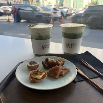 DAMO - Matcha latte da-gwa sampler - Coffee & Tea Near Me - Los Angeles, California DAMO - Matcha latte da-gwa sampler - Coffee & Tea Near Me - Los Angeles, California