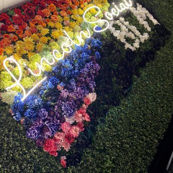 Lincoln Social Rooftop - Flower wall - American Near Me - Columbus, Ohio Lincoln Social Rooftop - Flower wall - American Near Me - Columbus, Ohio
