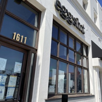 Eggslut - Outside street view - Breakfast & Brunch Near Me - Los Angeles, California
