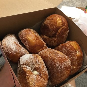 A Leonard's Bakery - Desserts Near Me - Waipahu, Hawaii