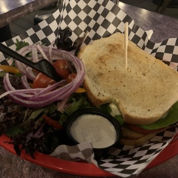 Pignic Pub & Patio - BLT with side salad - Cocktail Bars Near Me - Reno, Nevada