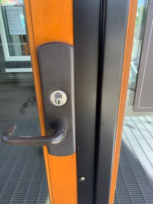 24/7 Commercial Properties Locksmith - At Bonafide Lock, we understand the importance of protecting commercial properties, HOAs, and managed apartment and condo communities. That’s why we offer a comprehensive range of access control and security hardware products, along with professional installation services, to help you safeguard your premises.

Our advanced systems enable you to control and monitor access effectively, ensuring that only authorized personnel can enter your buildings. From simple keypad entry systems to sophisticated biometric solutions, we have the tools and expertise to meet your specific needs.

While we do not provide monitoring services, our access control solutions offer significant convenience and flexibility. Easily add or remove employee access, track entry and exit times, and grant temporary access to visitors. Our solutions are designed to enhance security while offering the convenience you need for efficient property management.

Trust Bonafide Lock for reliable access control and security hardware solutions tailored to the unique needs of commercial properties, HOAs, and property management companies.

Contact us for a free estimate or to schedule service today (425) 406-3921.