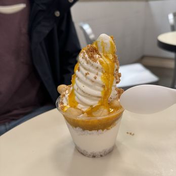 Caffè Panna - Mango - Ice Cream & Frozen Yogurt Near Me - Brooklyn, New York Caffè Panna - Mango - Ice Cream & Frozen Yogurt Near Me - Brooklyn, New York