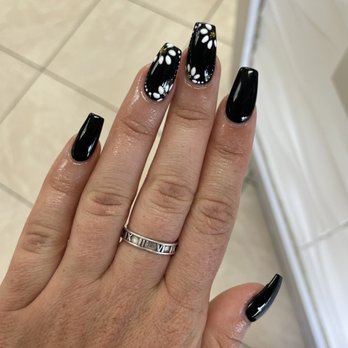 Shayna's Nails & Spa - Nails! - Nail Salons Near Me - Phoenix, Arizona