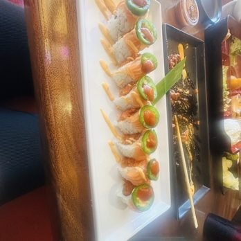 Hoshi Sushi - Michelle Roll - Sushi Bars Near Me - Fullerton, California